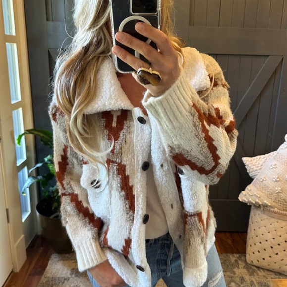 New Quilted Cardigan Sweater Coat / Women's Shacket Western Boho Jacket - Picture 3 of 9